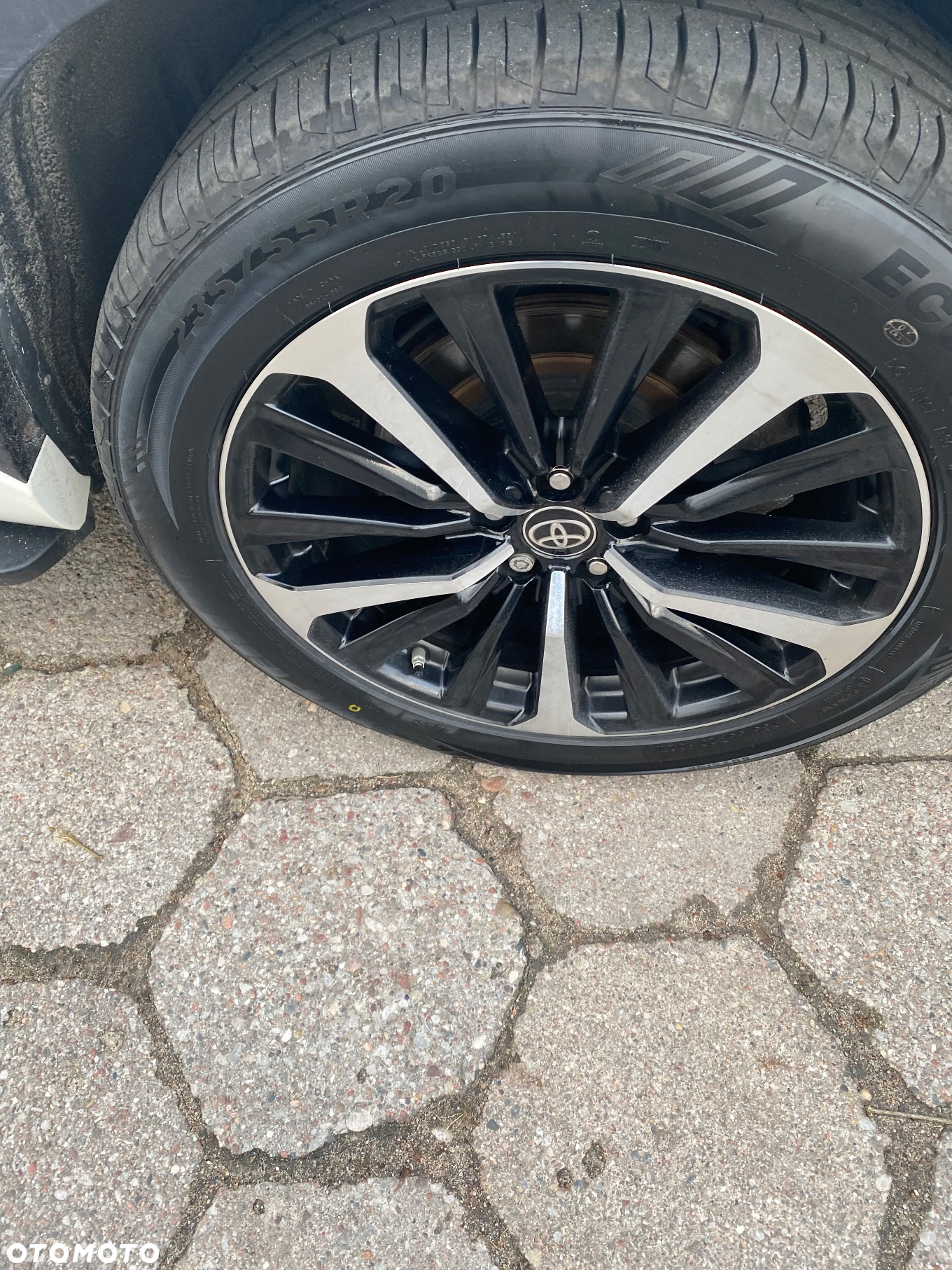 Toyota Highlander 2.5 Hybrid Executive - 27