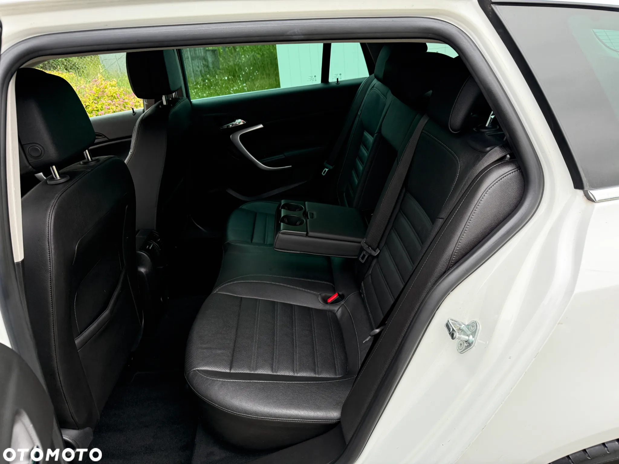 Opel Insignia 2.0 CDTI ecoFLEX Business Cosmo - 17