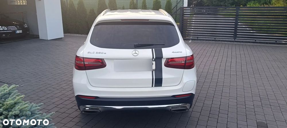 Mercedes-Benz GLC 350 e 4Matic 7G-TRONIC Exclusive - 4