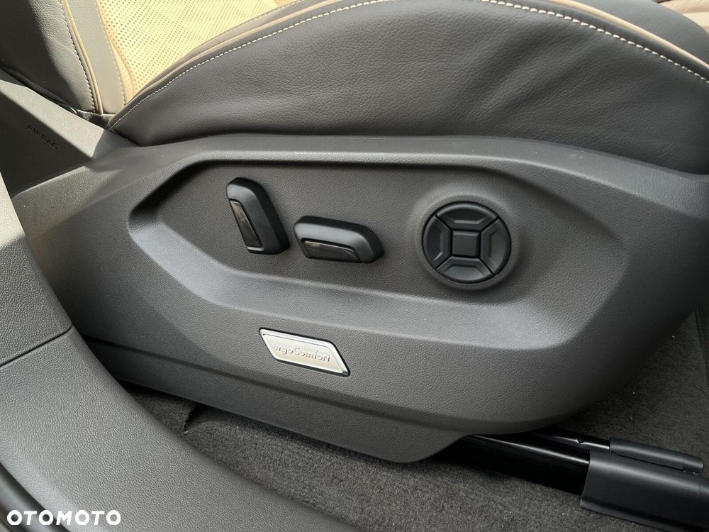 Volkswagen Touareg 3.0 V6 TDI 4Motion Elegance - 25