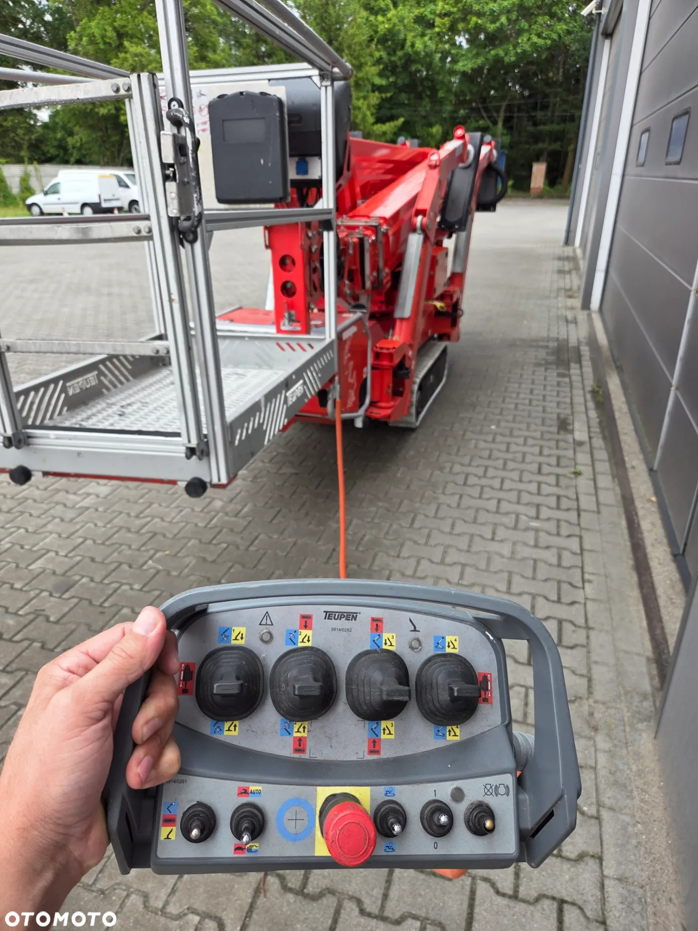 Omme TEUPEN LEO 21 GT - 21 m Podnośnik koszowy ZWYŻKA Pająk gąsiennicowy TEUPEN LEO 21 GT na gąsienicach jak Omme Ruthmann Bluelift Hinowa Wumag Palfinger - 3