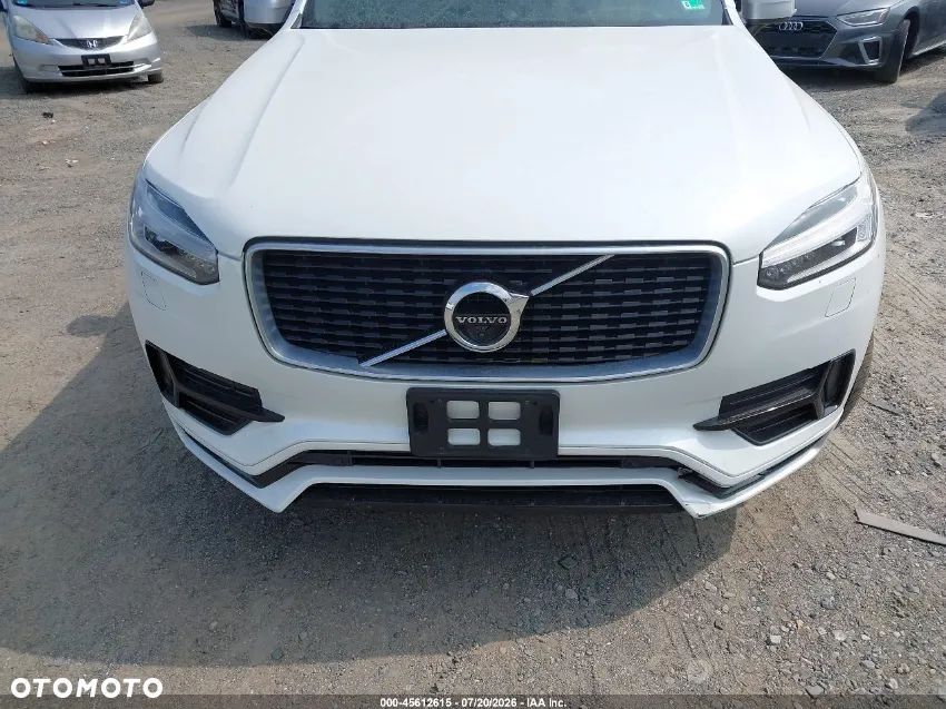 Volvo XC 90 T5 AWD Geartronic RDesign - 9