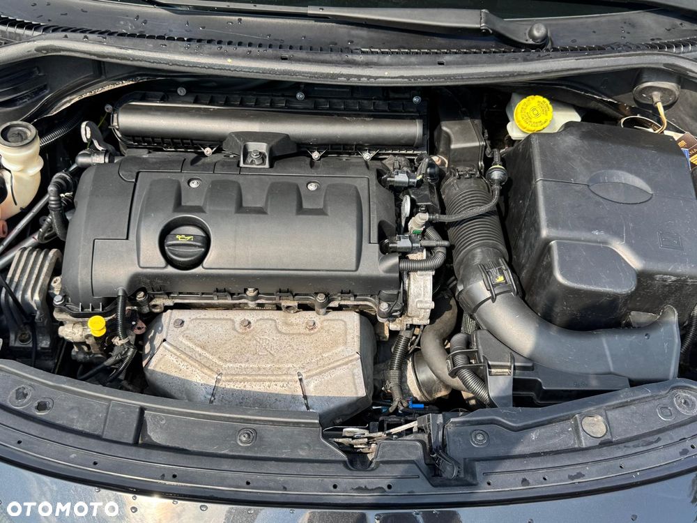 Peugeot 207 1.6 Sporty - 10