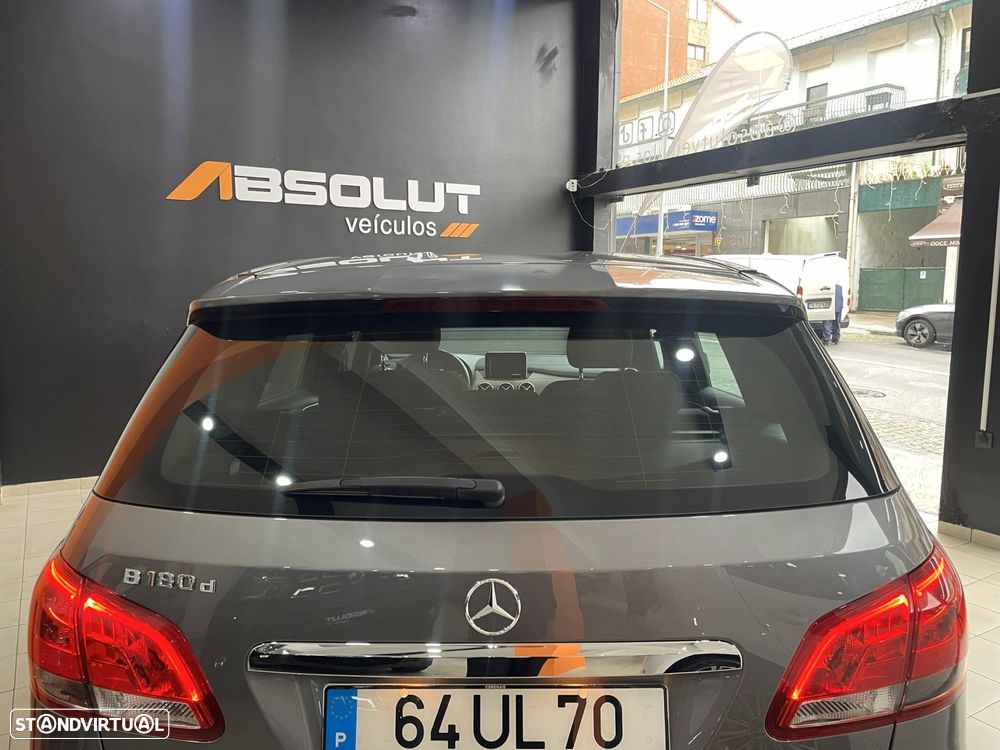 Mercedes-Benz B 180 d Style - 6