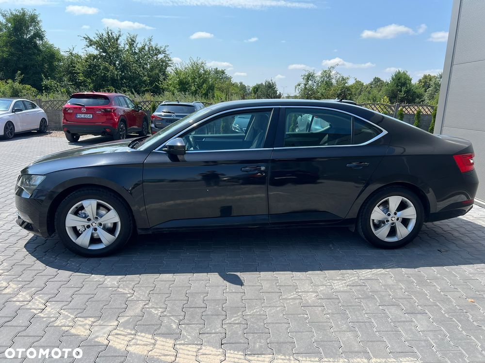 Skoda Superb 2.0 TDI Ambition - 8