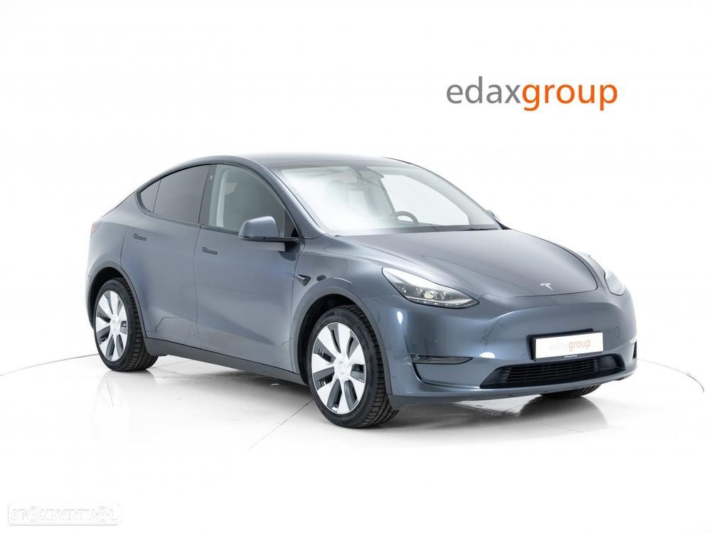 Tesla Model Y Long Range Dual Motor AWD - 2
