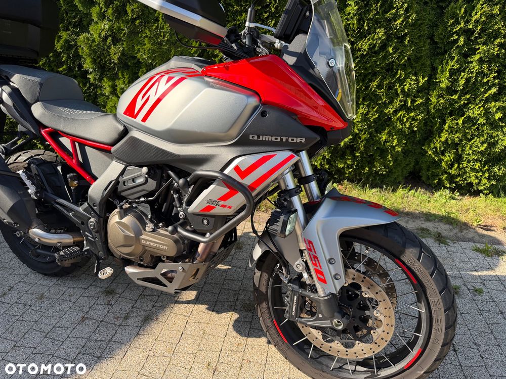 QJMOTOR SRT 600SX - 6