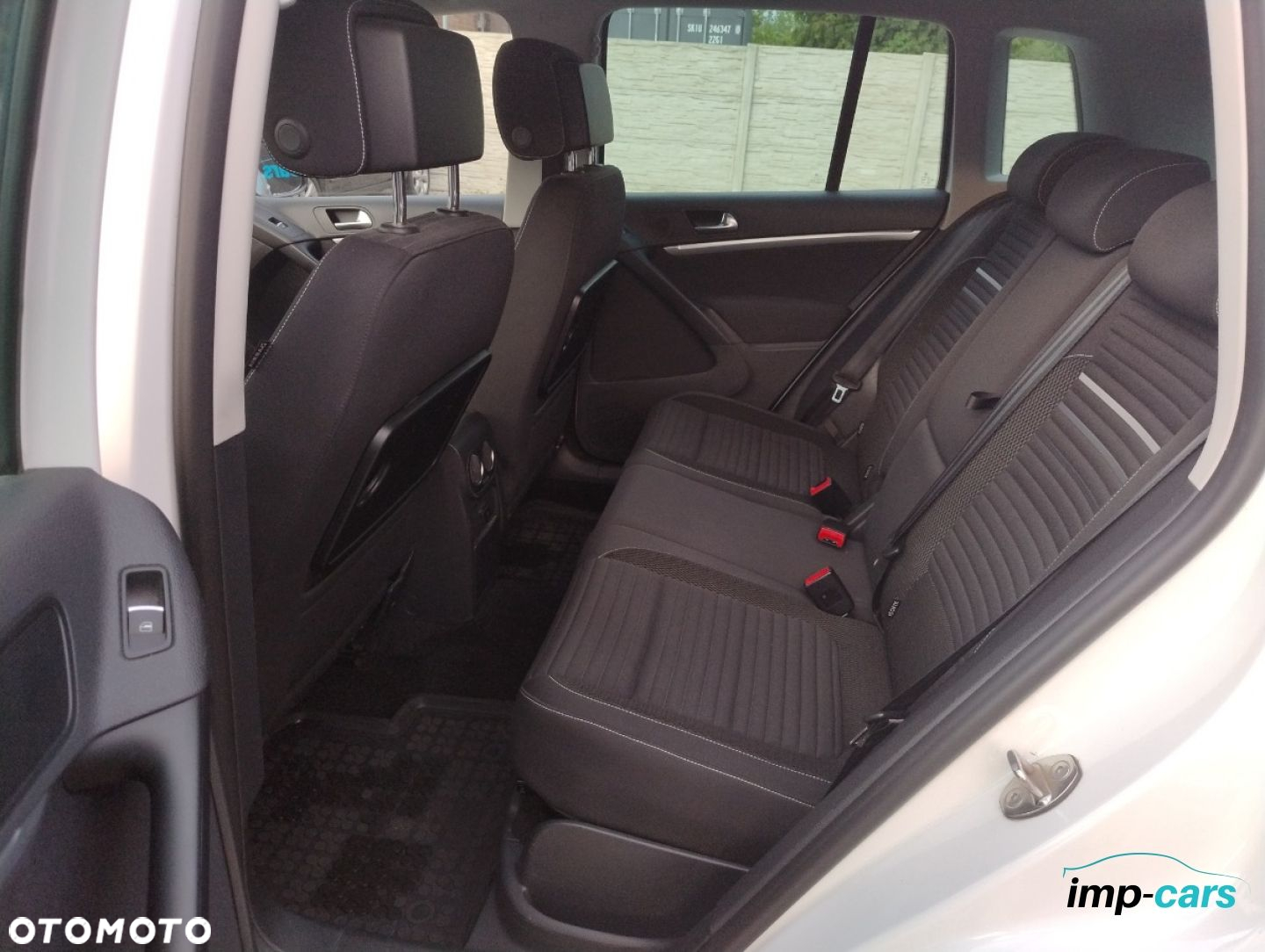 Volkswagen Tiguan - 16