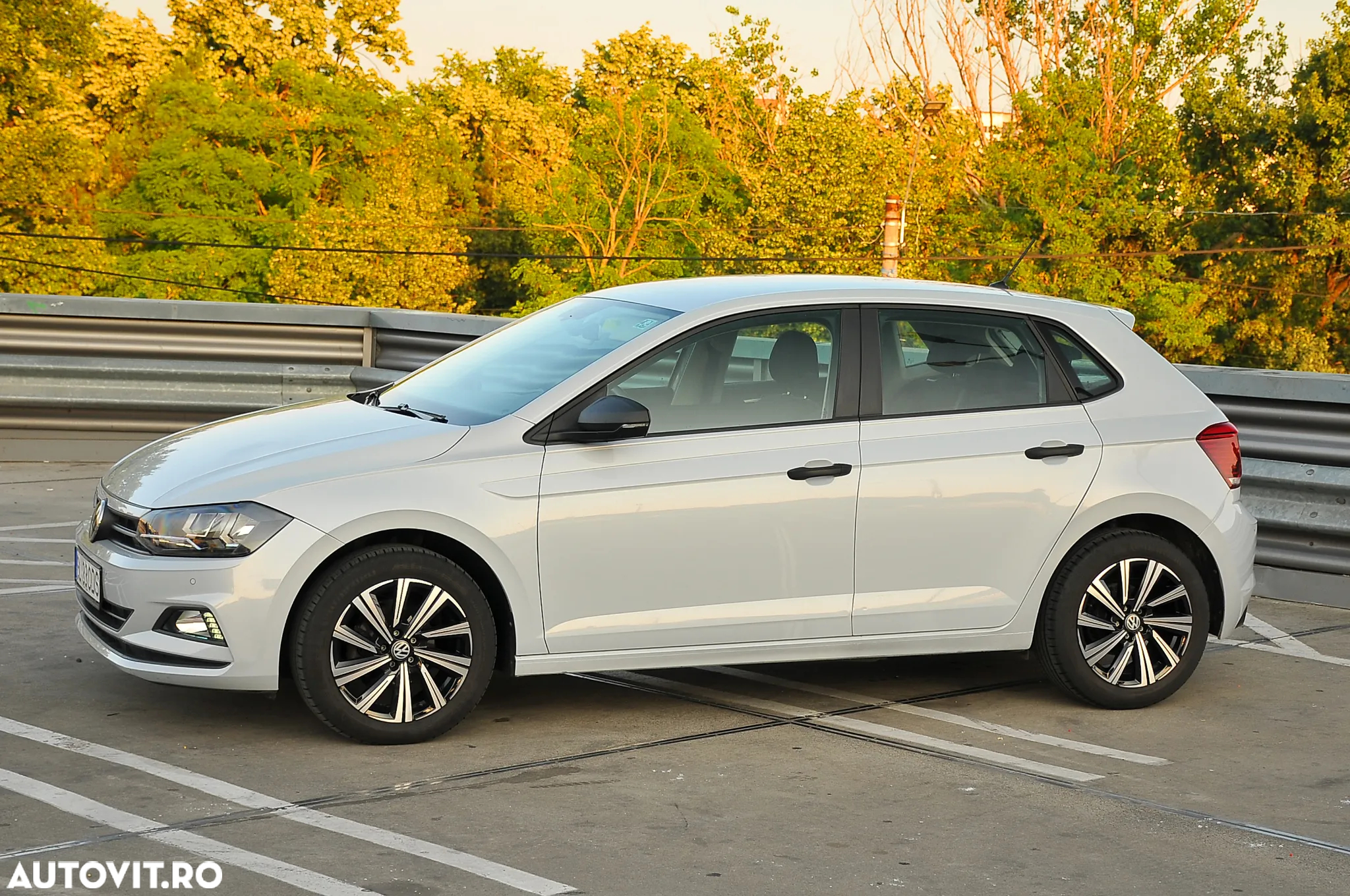 Volkswagen Polo 1.0 Comfortline - 2
