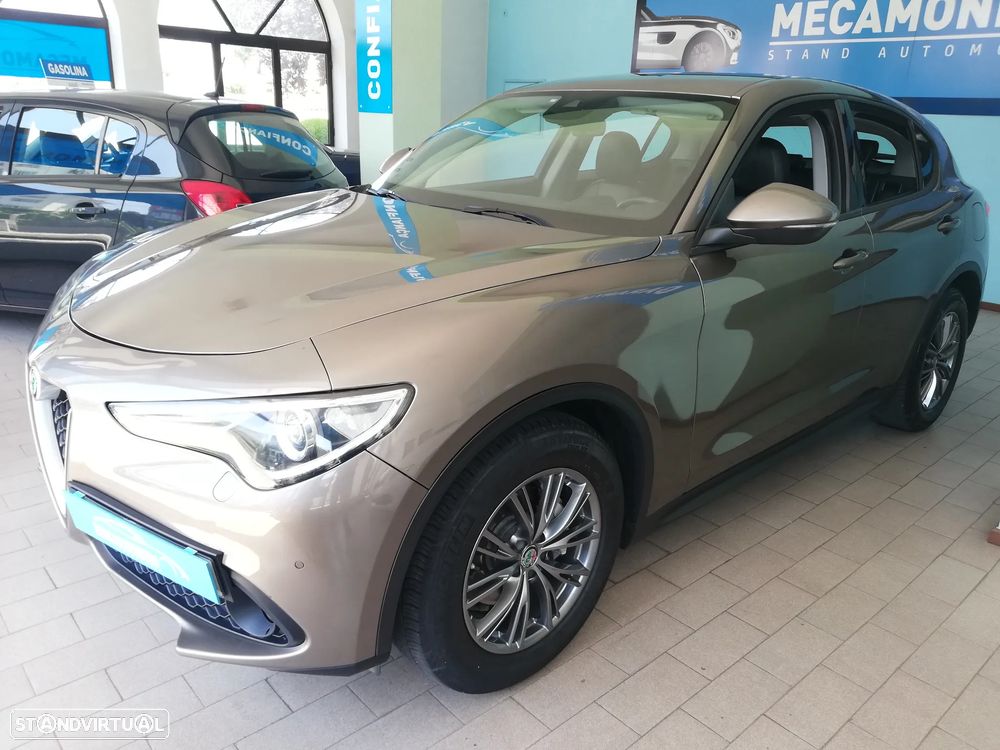 Alfa Romeo Stelvio 2.2 16V AT8 Executive - 1