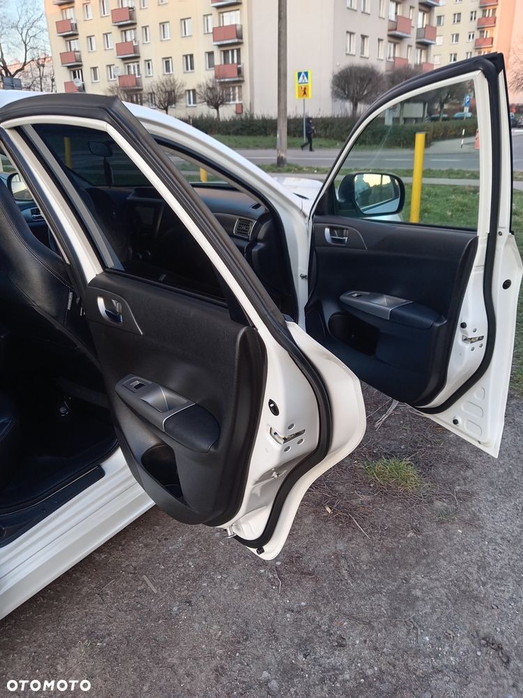 Subaru Impreza 2.0D Sport - 14