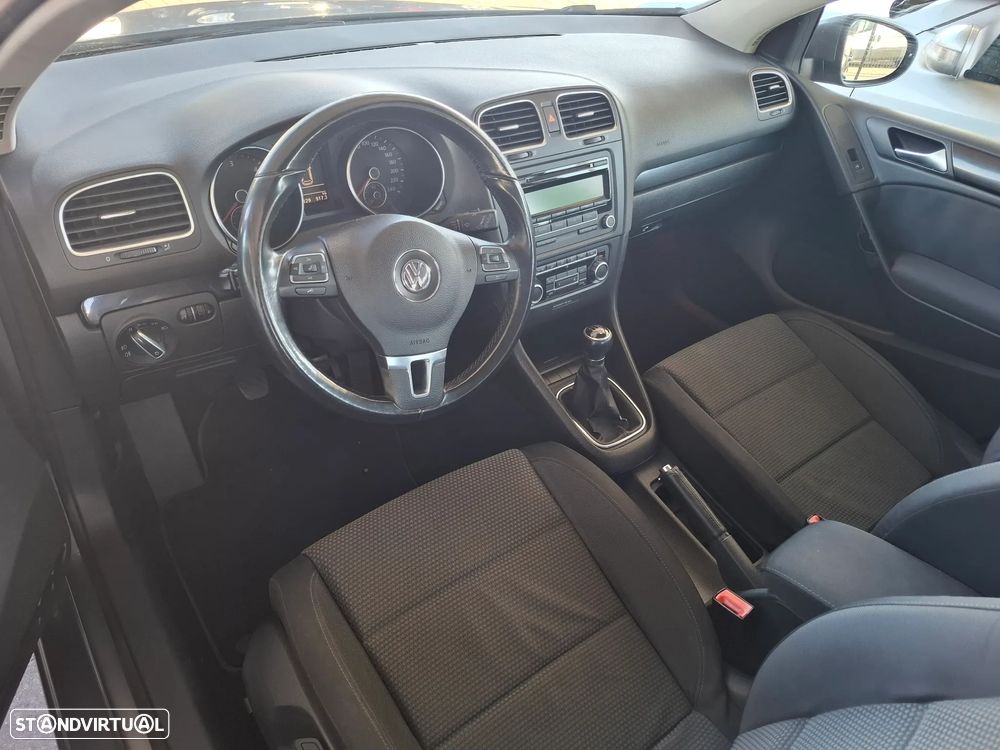VW Golf 2.0 TDi Confortline - 22