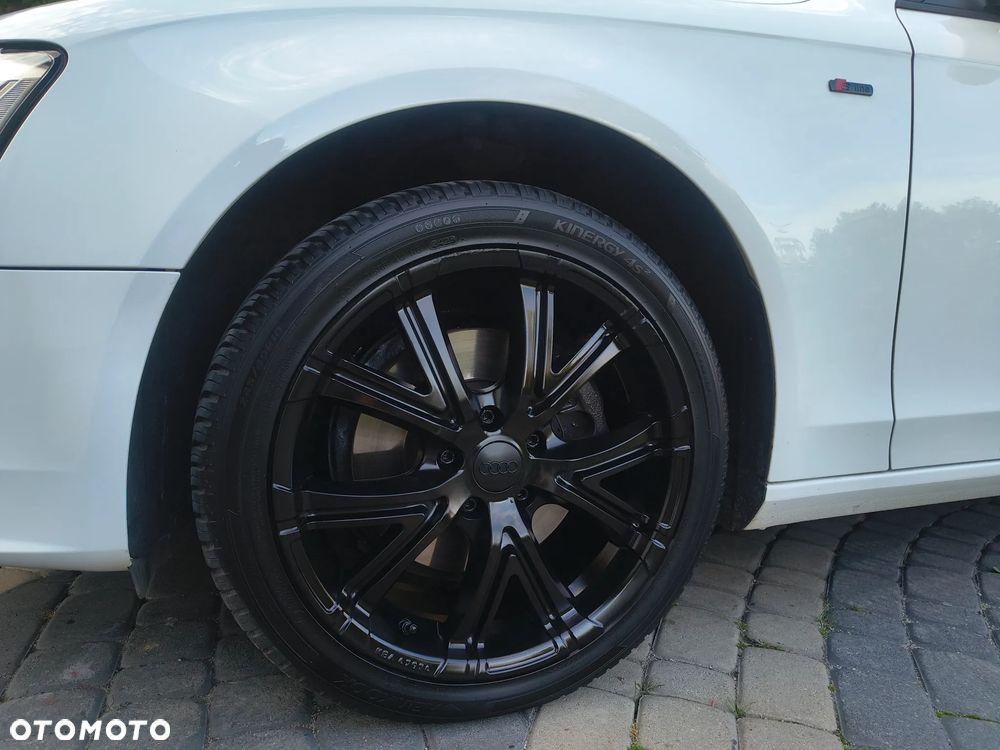 Audi A4 Avant 2.0 TDI DPF Ambition - 16