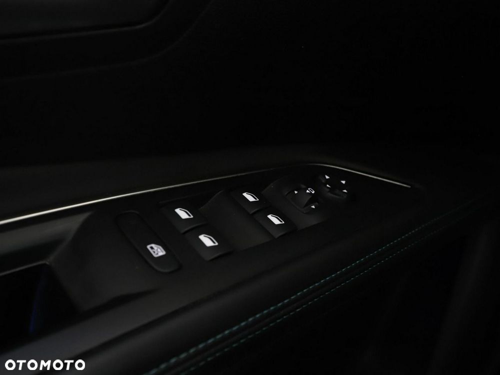 Peugeot 5008 THP 165 EAT6 Crossway - 38