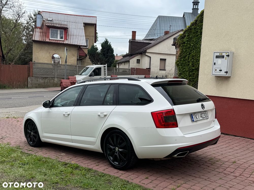 Skoda Octavia 2.0 TDI RS DSG - 3