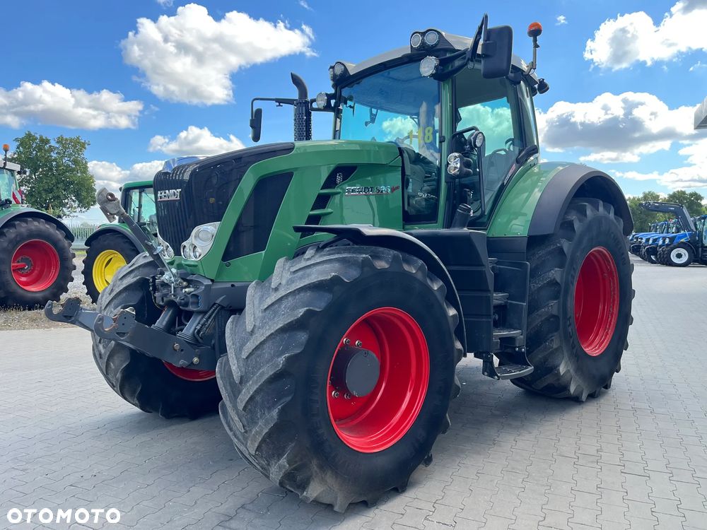 Fendt 826 Vario Profi Plus - 4