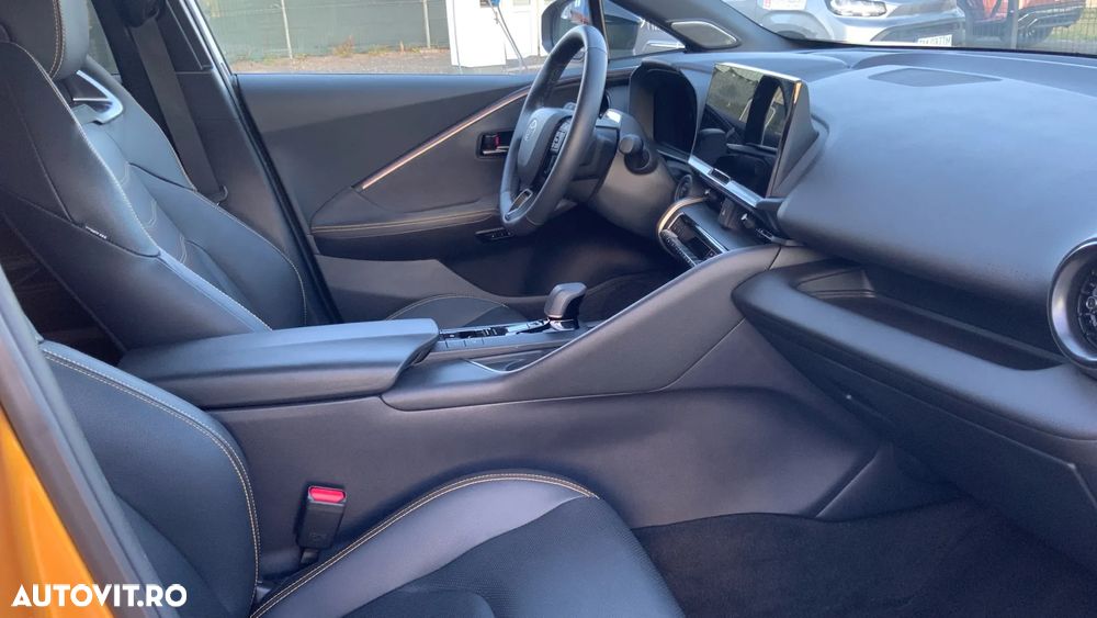 Toyota C-HR 2.0 HEV 197 CP 4x2 CVT Premiere Edition - 13