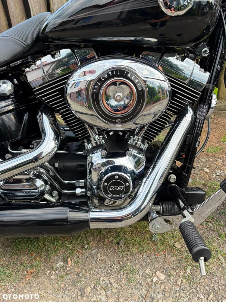 Harley-Davidson FXSB Breakout - 13