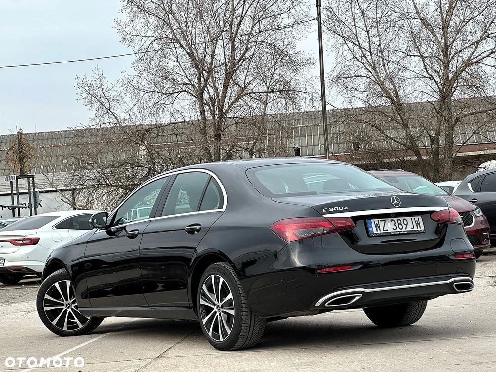 Mercedes-Benz Klasa E 300 de 9G-TRONIC Avantgarde - 4