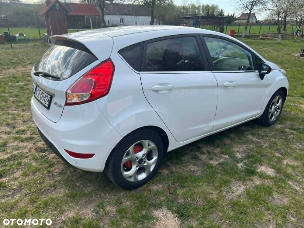 Ford Fiesta - 4