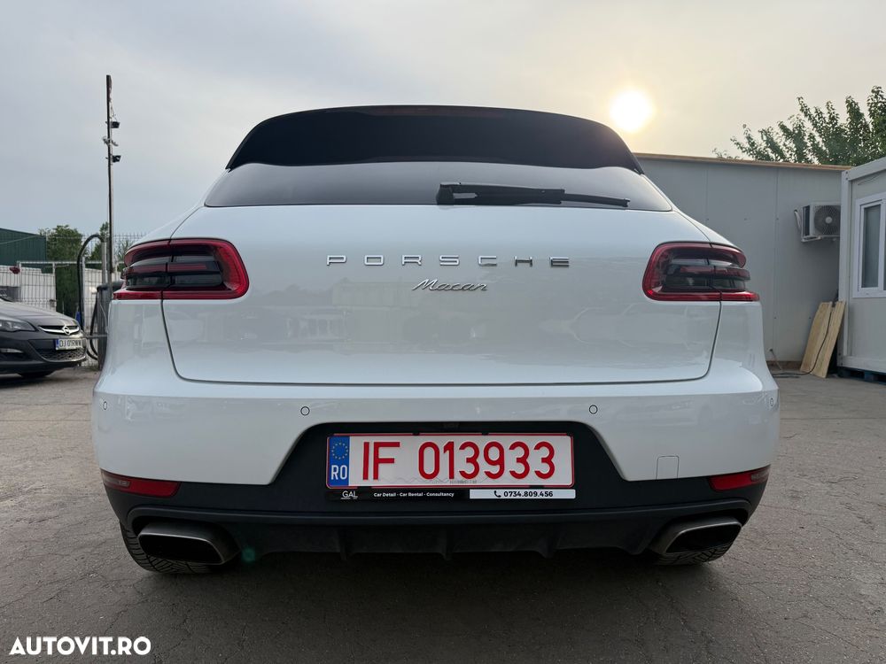 Porsche Macan Standard - 12