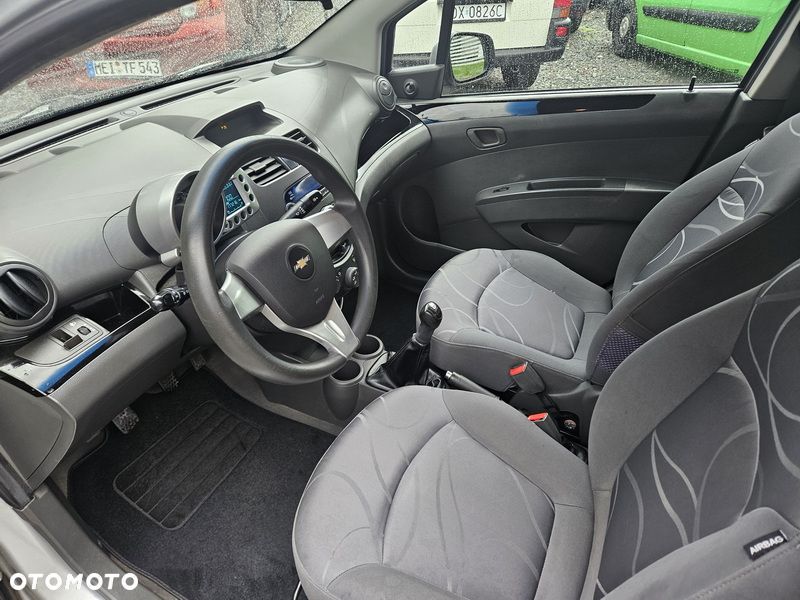 Chevrolet Spark 1.0 LS+ - 6