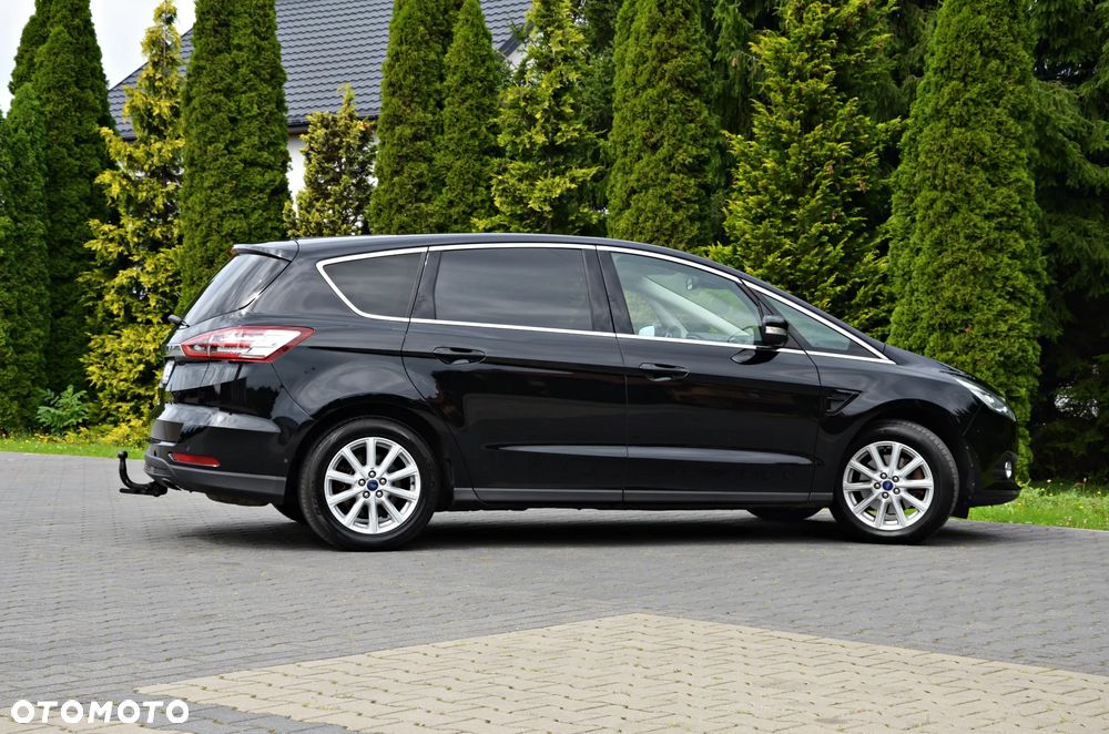 Ford S-Max - 25