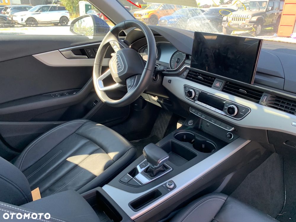 Audi A4 Limousine - 15