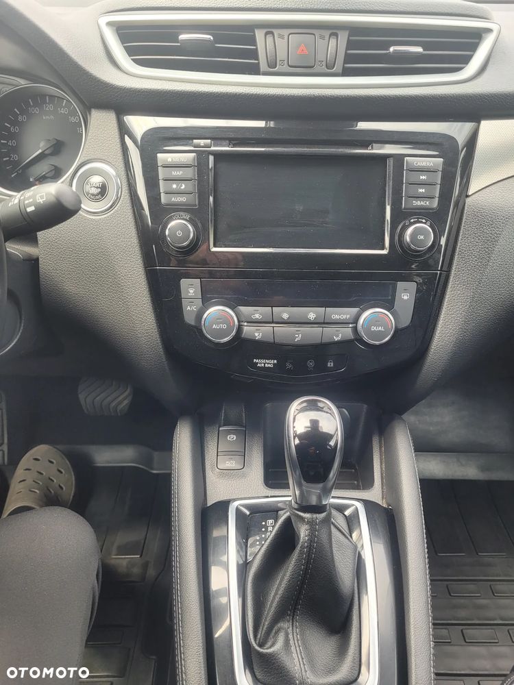 Nissan Qashqai 1.3 DIG-T Acenta DCT - 10