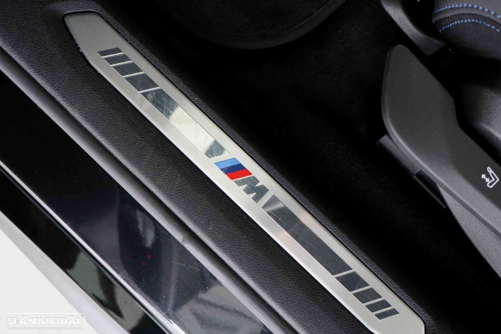 BMW 116 Pack Desportivo M - 54