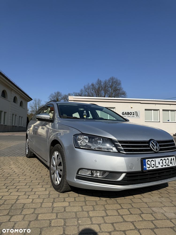 Volkswagen Passat - 2
