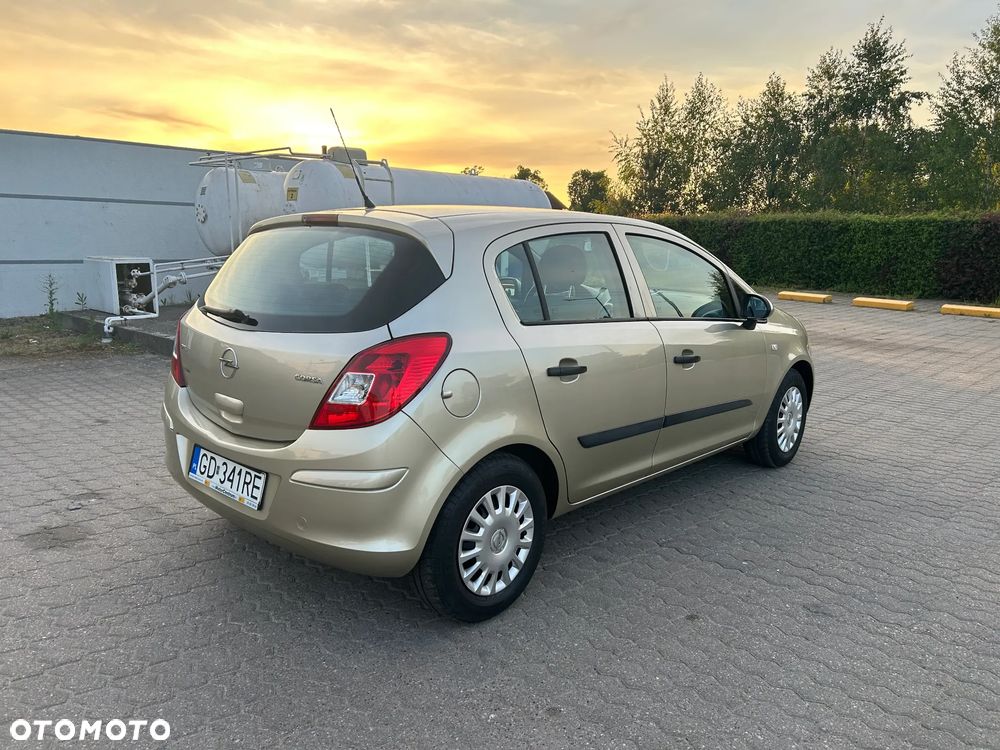 Opel Corsa 1.0 12V Essentia - 3