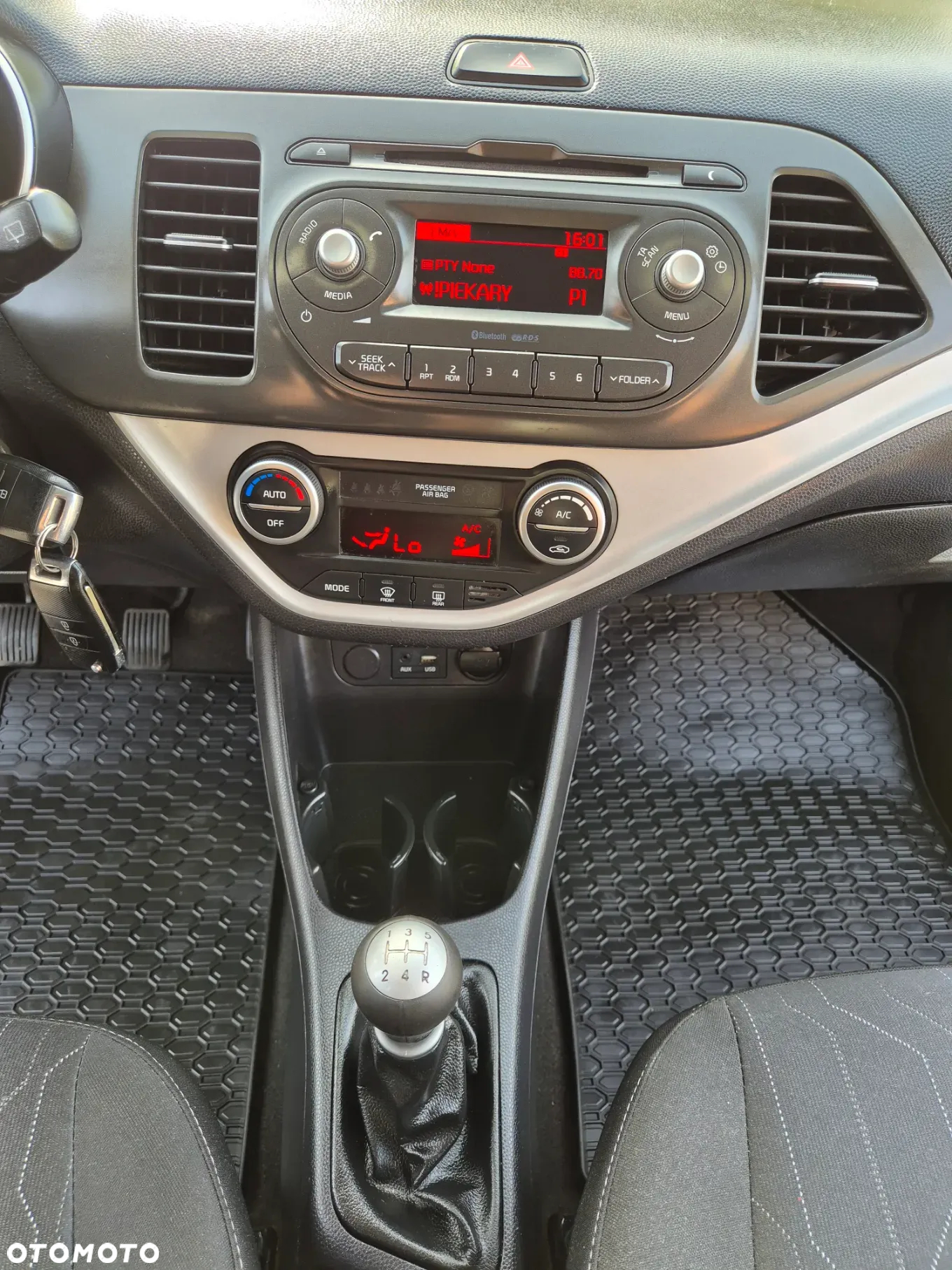Kia Picanto 1.0 Dream-Team Edition - 28
