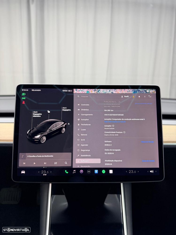 Tesla Model 3 Long-Range Dual Motor AWD - 18
