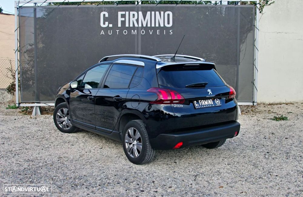 Peugeot 2008 1.2 PureTech Style - 10