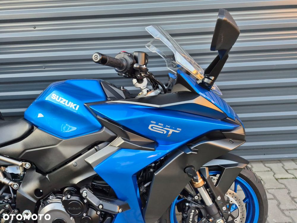 Suzuki GSX - 14