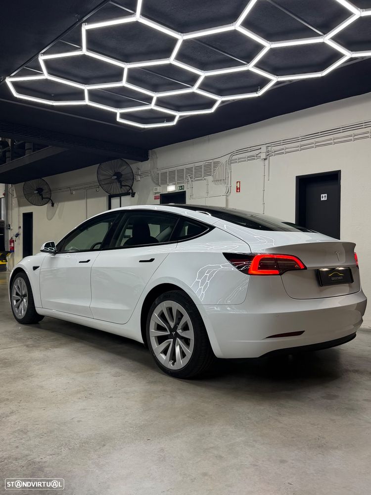 Tesla Model 3 Standard Range Plus RWD - 5