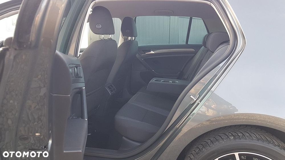 Volkswagen Golf 1.0 TSI Join - 28