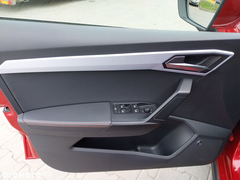 Seat Arona - 12