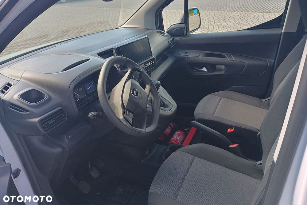 Opel Combo Van L1H1 Izoterma 1.2 110KM - 8