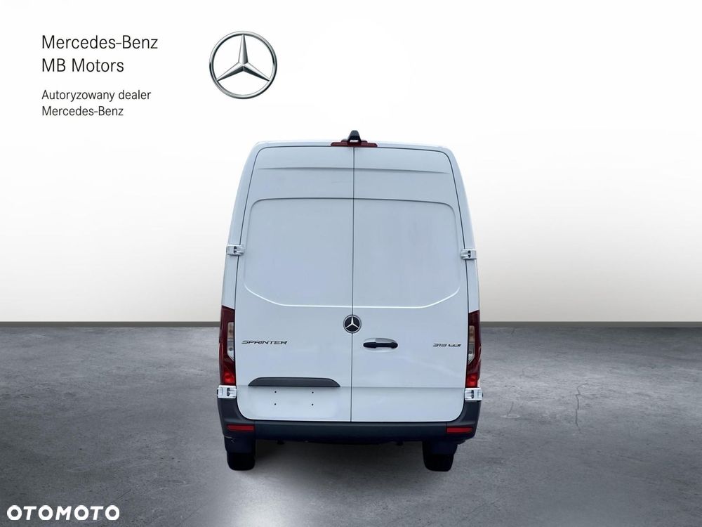 Mercedes-Benz Sprinter - 6