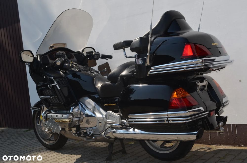 Honda GL - 6