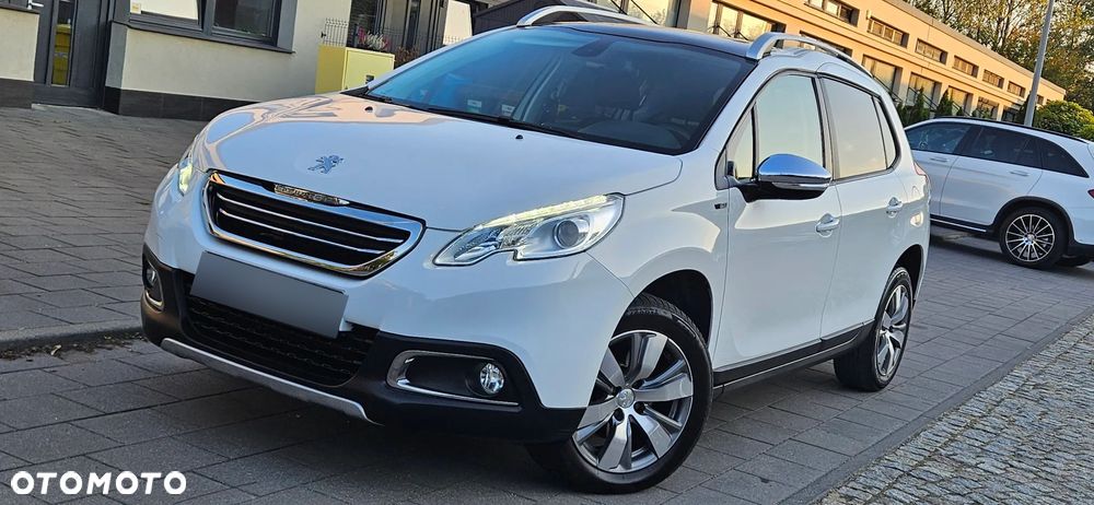 Peugeot 2008 1.2 Pure Tech Style S&S - 13