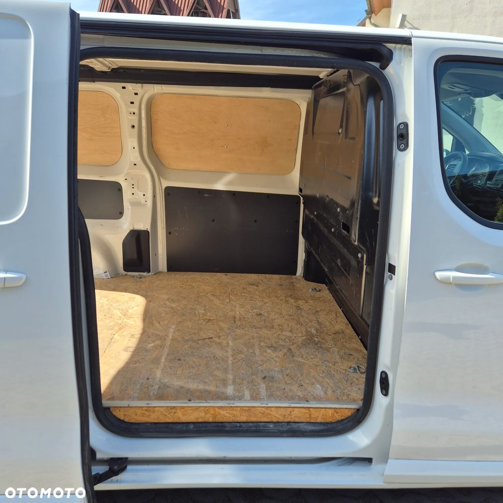 Renault Trafic - 10