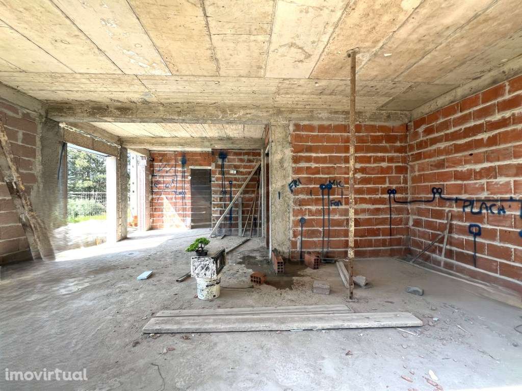 Moradia Duplex, Quarto RC e 2 Boas suítes, a Pé Transportes - Grande imagem: 3/17