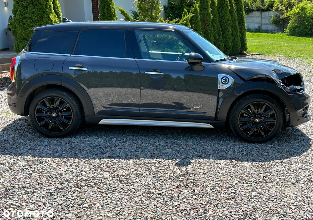 MINI Countryman Cooper S E All4 - 29