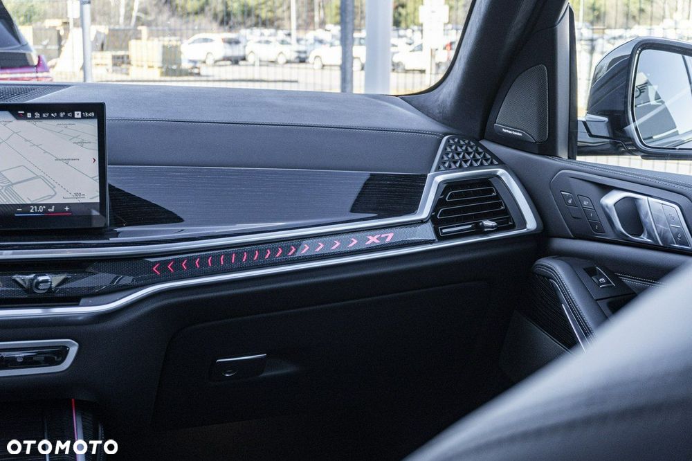 BMW X7 - 26