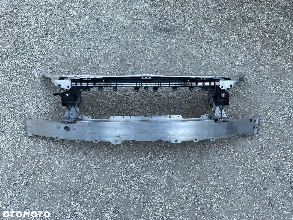 PAS PRZEDNI BELKA ZDERZAKA MERCEDES C W205 A2056204301 KOMPLETNY - 1