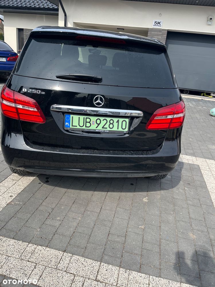 Mercedes-Benz Klasa B (Electric Drive) 250 e - 5