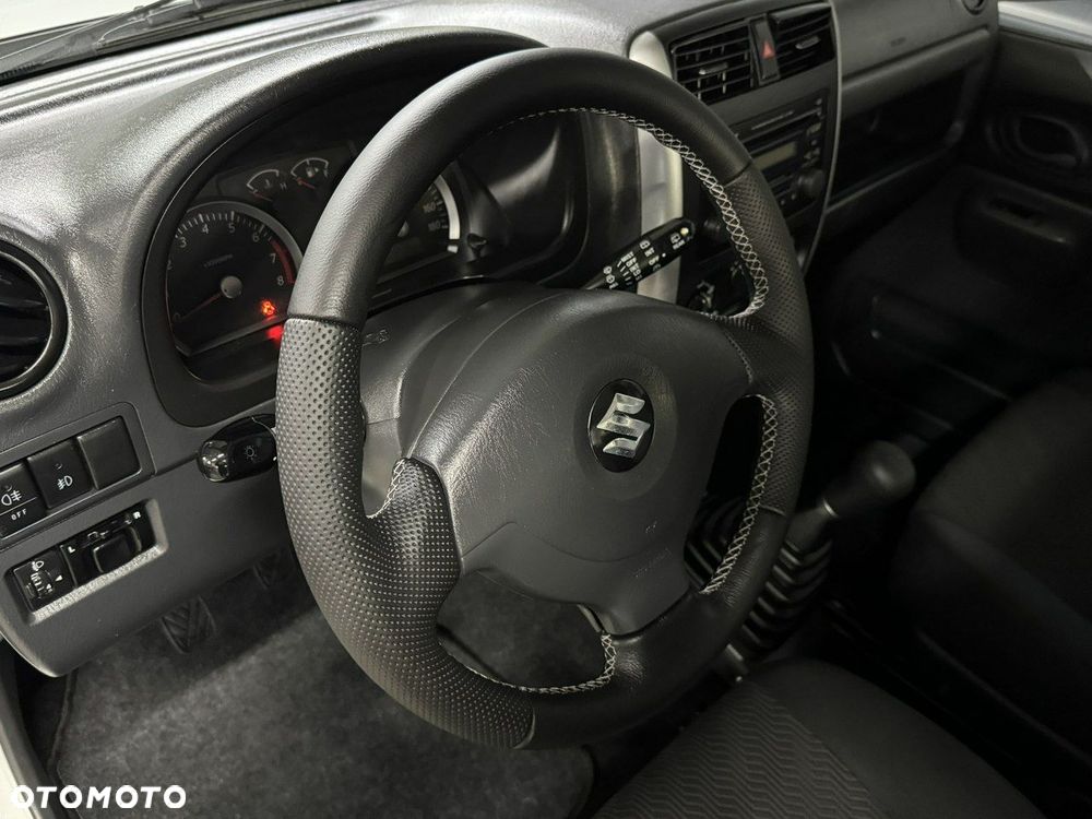 Suzuki Jimny 1.3 - 21